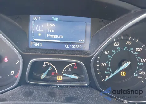 2014 Ford Focus Se z USA, uszkodzony, nr VIN 1FADP3F24EL311529